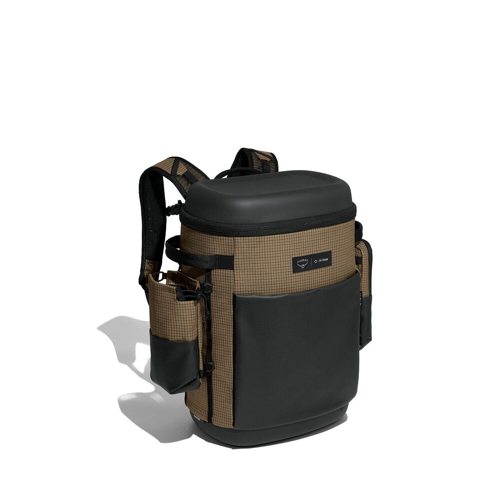 hydroflask_campcorecarryoutbackpack22_s26_side_lattebrownblack